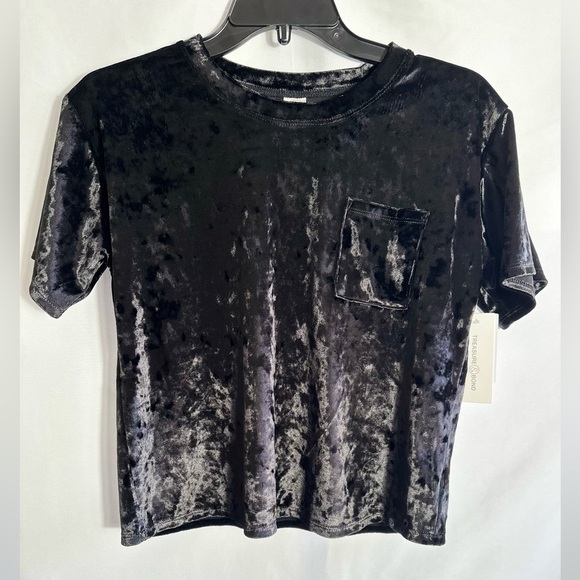 NWT Treasure & Bond Black Velvet Feel T-Shirt - Picture 1 of 4